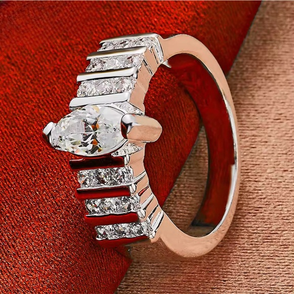 925 Marquise Elegant Silver Wide Band Ring - Picture 2 of 5